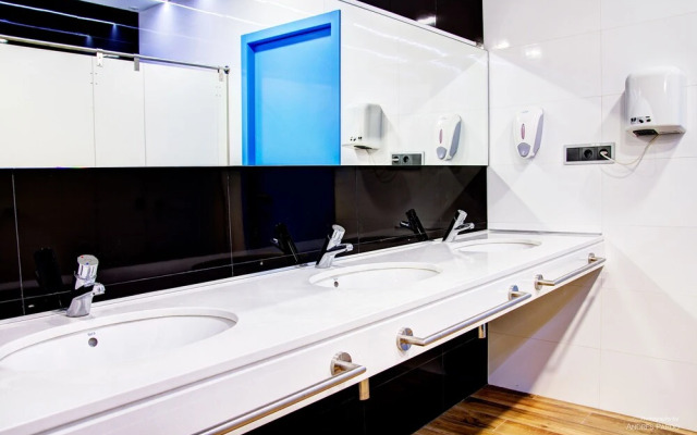 Urban Youth Hostel