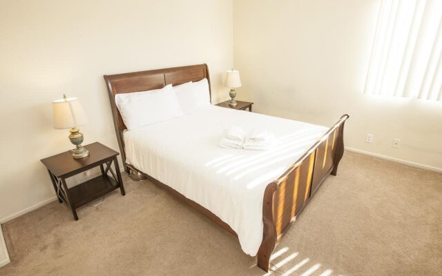 Strathmore Apartments