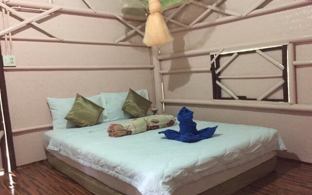 Khao Sok Evergreen House