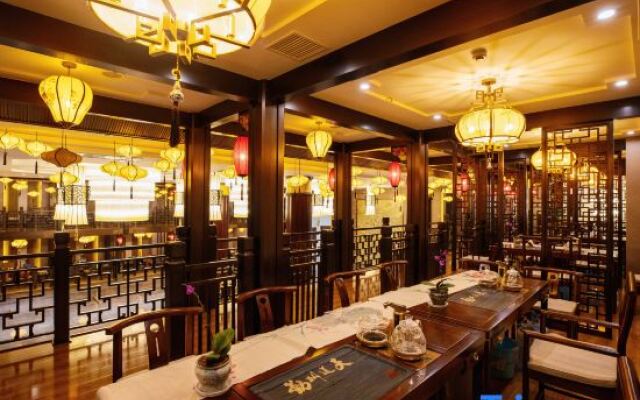 Yuanlong Hotel