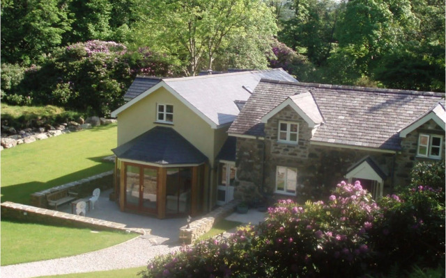 Pandy Isaf Country House B&B