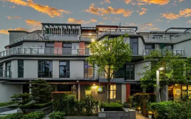 Yi Ba · Yuan Xin (Zhuhai Innovation Fang Dian)