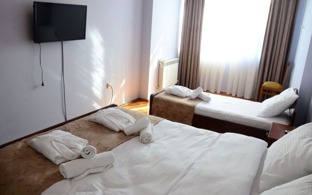 Guest House Batumi Globus