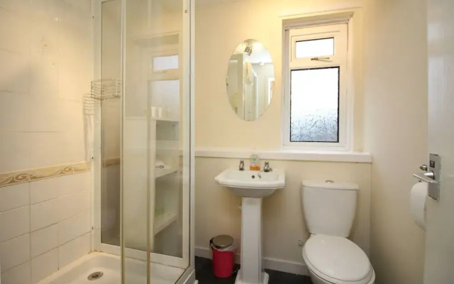 NEW 2BD Flat With Garden Views - West End Glasgow