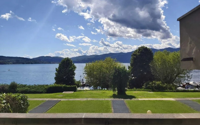 Bnbook - La Casa sul Lago Maggiore