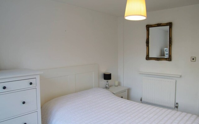 Charming 2 Bedroom Apartment In Fabulous Wandsworth