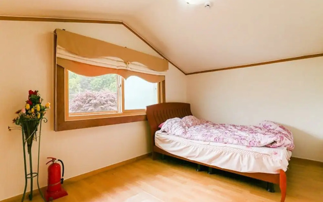 Yeoju Dugyeonsae Meomunjari Pension