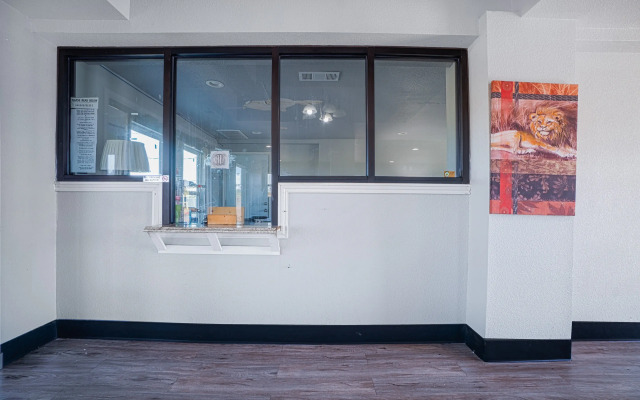 Hotel Comfort Stay by OYO Texarkana East, AR I-30