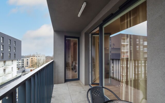 Apartment Manufaktura Łódź by Renters