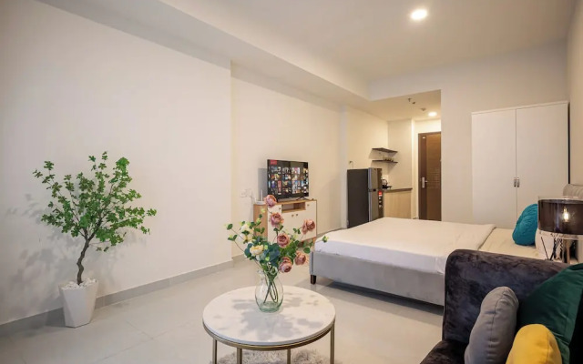 SOHO Premier Residence