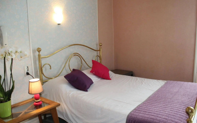 Enzo Hotels Contrexéville