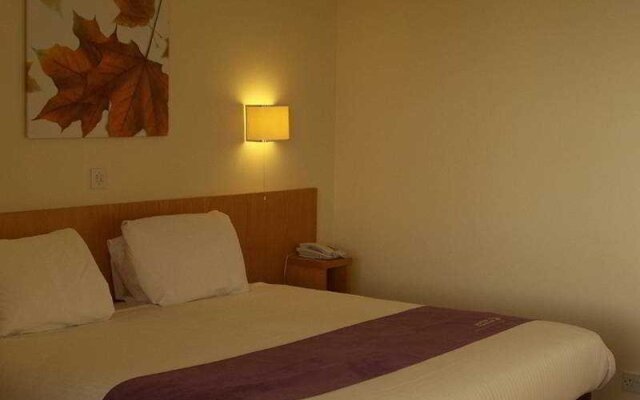 Premier Inn Glasgow City Centre (Charing Cross)