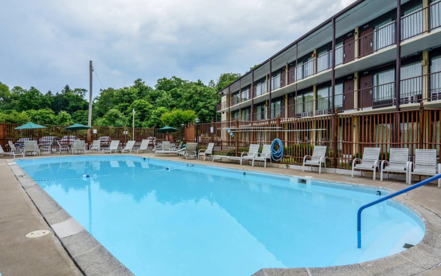 Baymont by Wyndham Front Royal Near Shenandoah National Park