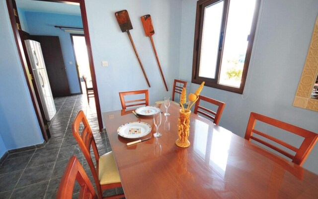 Nice Home in Pegia-paphos With Wifi and 4 Bedrooms