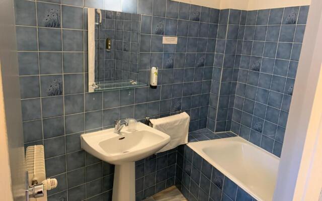 Logis Hôtel La Bastide d'Entraigues