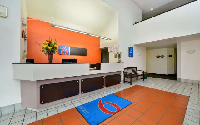 Motel 6 Plano, TX - West - Frisco