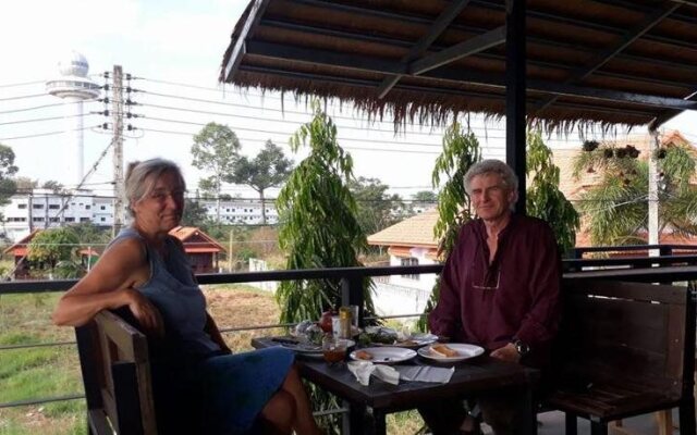 Baan Tang Homestay