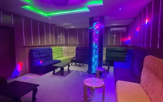 Royal Winners Hotel and Suite