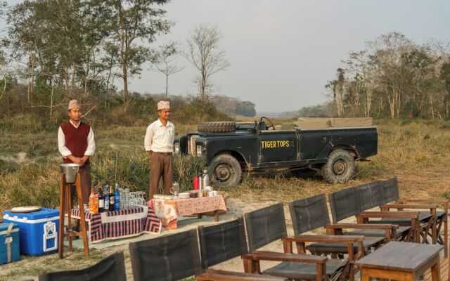 Tiger Tops Tharu Lodge