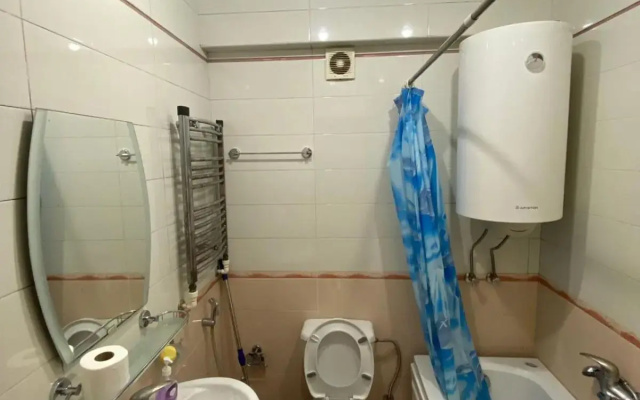Lovely 1-bedroom flat with a full view of F1 DRS zone and Flame Towers