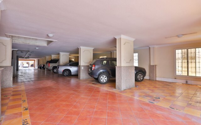 OYO 215 Wassan International Hotel
