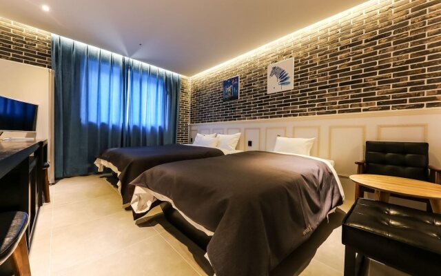 Hotel Moon Cheonan Sinbuldang
