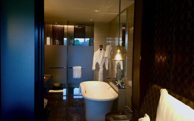 Pullman New Delhi Aerocity Hotel