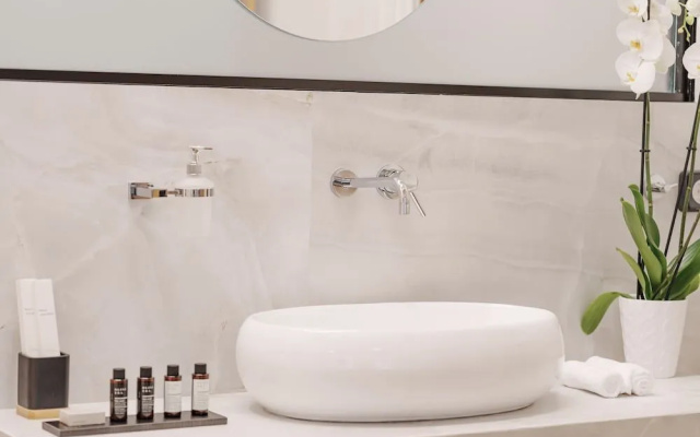Agora Athens Suites