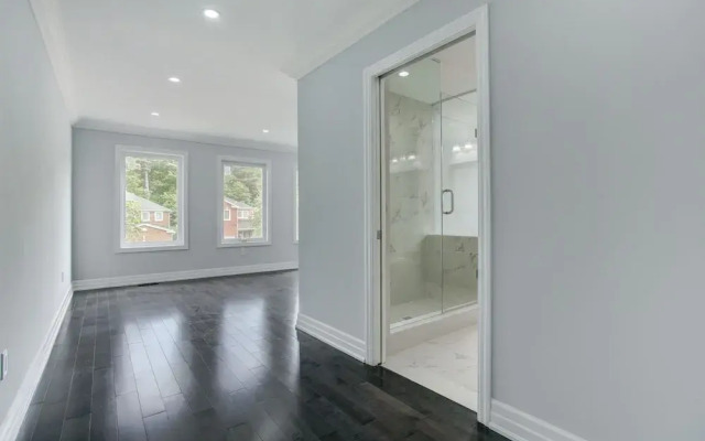 QuickStay - Beautiful 5bdrm House in Vaughan