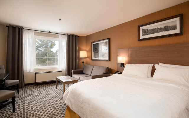 Holiday Inn Express and Suites Tremblant by IHG
