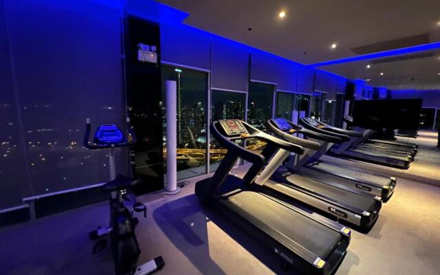 5 Mins Sukhumvit BTS, Fully Equipped Peaceful Escape Pad