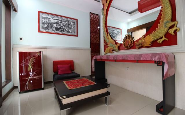 RedDoorz Plus near Tugu Jogja 2