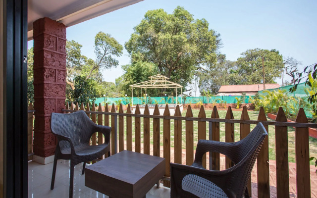 OYO 11483 Hotel Oakwood