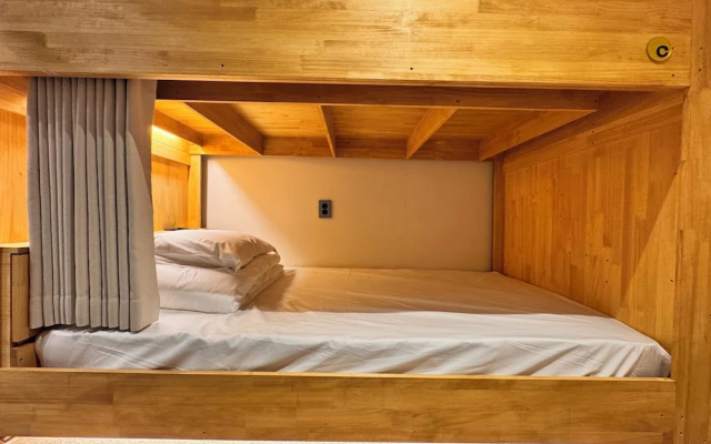Bluedot Poshtel Myeongodong
