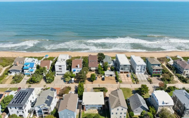 Beach Break Getaway in Virginia Beach