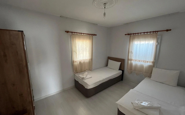 Yalıyanı Pansiyon