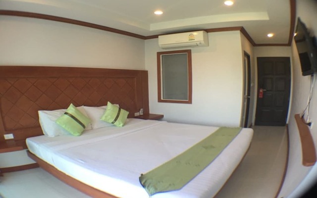 Thira Residence Patong