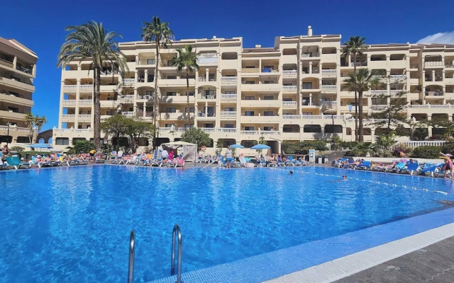 Los Cristianos Heated Pool Sea View AC
