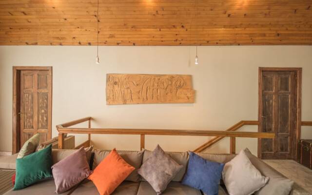 Mosaic Home - Hostel
