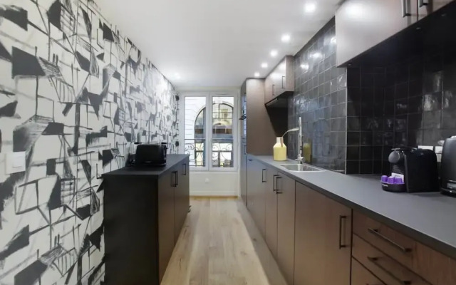 Superb Apartment 2 Bedrooms Center of Paris