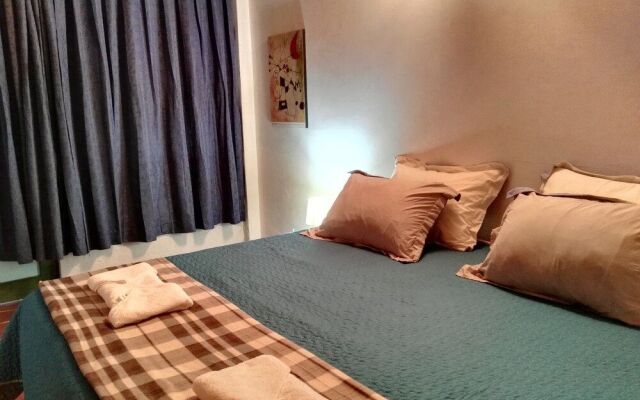 Mola Hostel