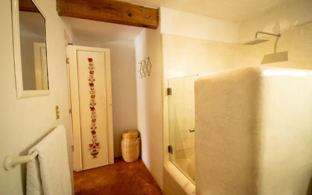 Quinta Ascension - Adults Only