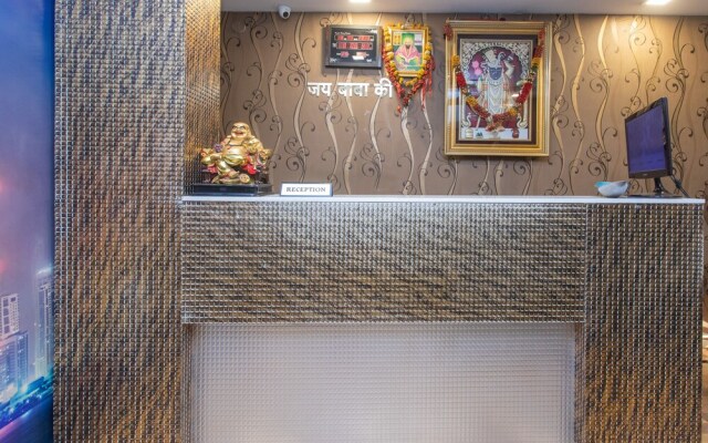 OYO 8977 Hotel Rajnandani Residency