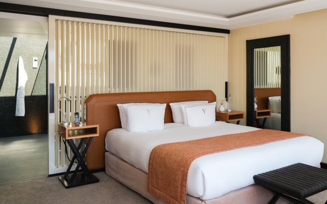 Five Seas by Inwood Hotels