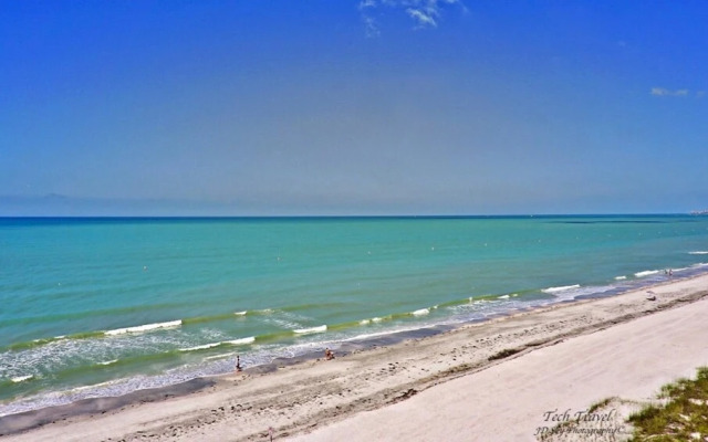 Sunset Beach Chateau Treasure Island 8470