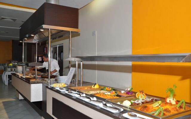 Hotel Neptunia Skanes