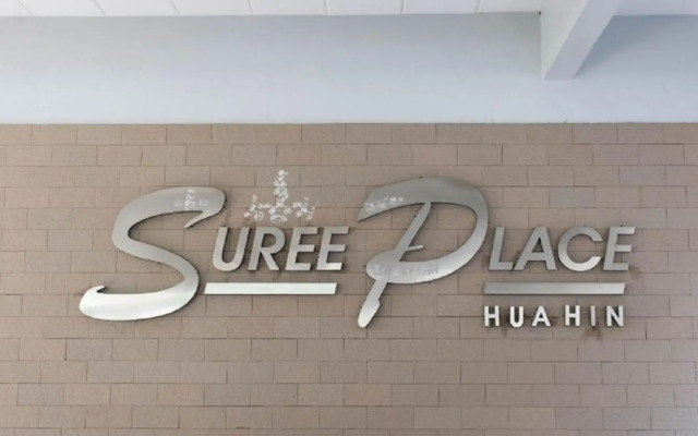 Suree Place Hostel