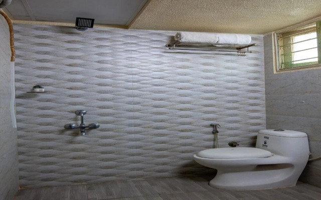 Hotel Sudha Inn by OYO Rooms