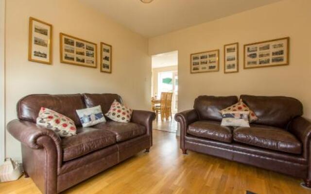18 Pilgrim s Way