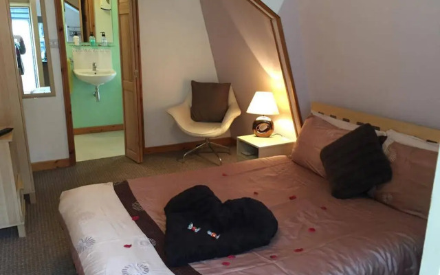 Woodland Lodge